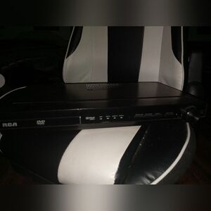 dvd player